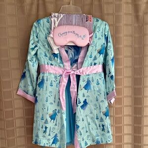 Disney Frozen Kids Pajama and Robe - Blue and Pink NWT🩷🩵